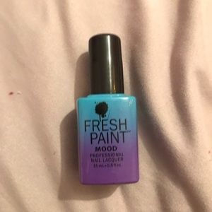 Mood changing nail polish
